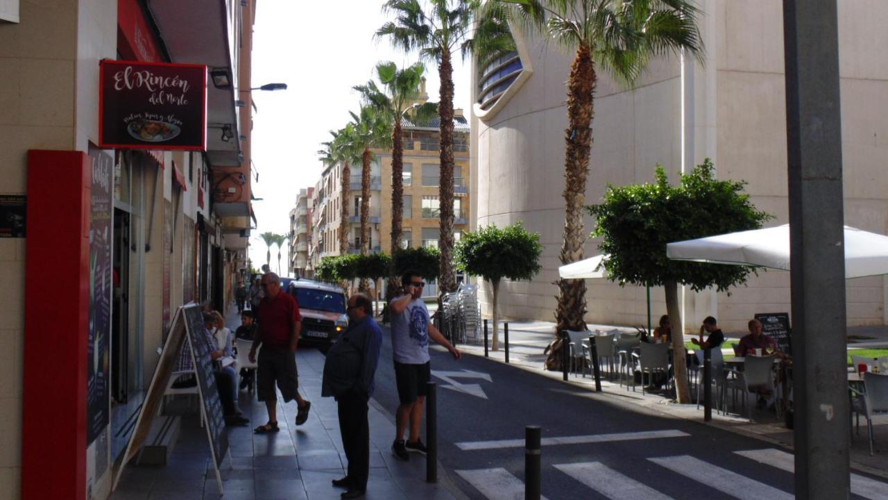 Moriones A. A150 M Del Mar En Centro De Ciudad