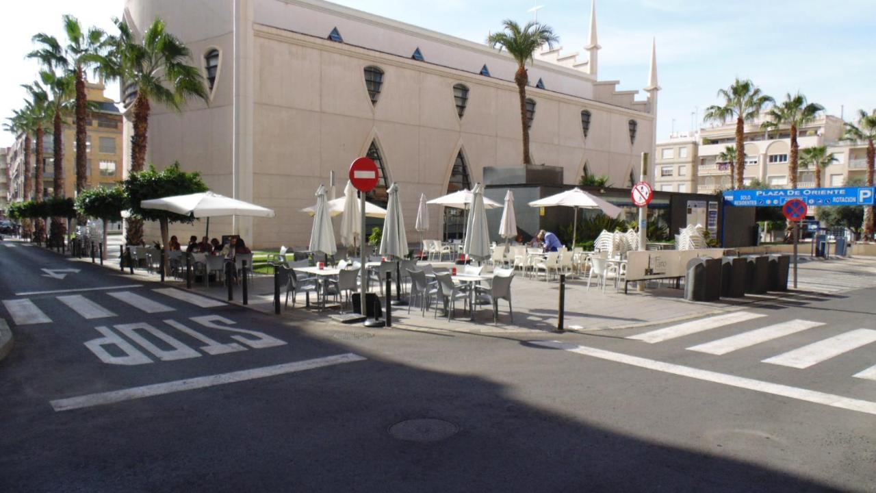 Moriones A. A150 M Del Mar En Centro De Ciudad